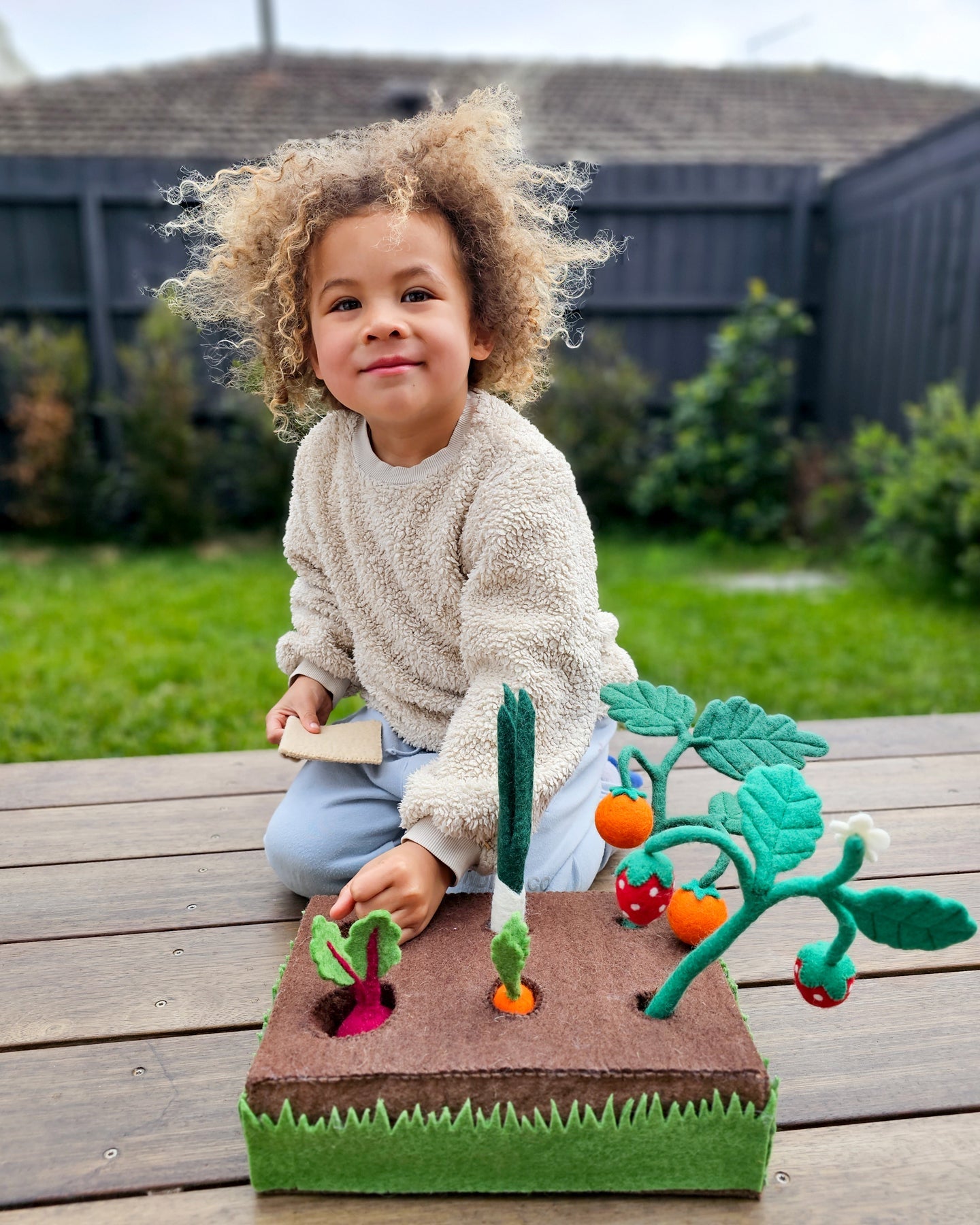 Felt Garden Planter Box with Plants and Vegetables