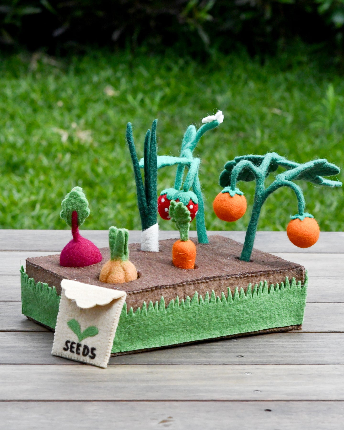 Felt Garden Planter Box with Plants and Vegetables