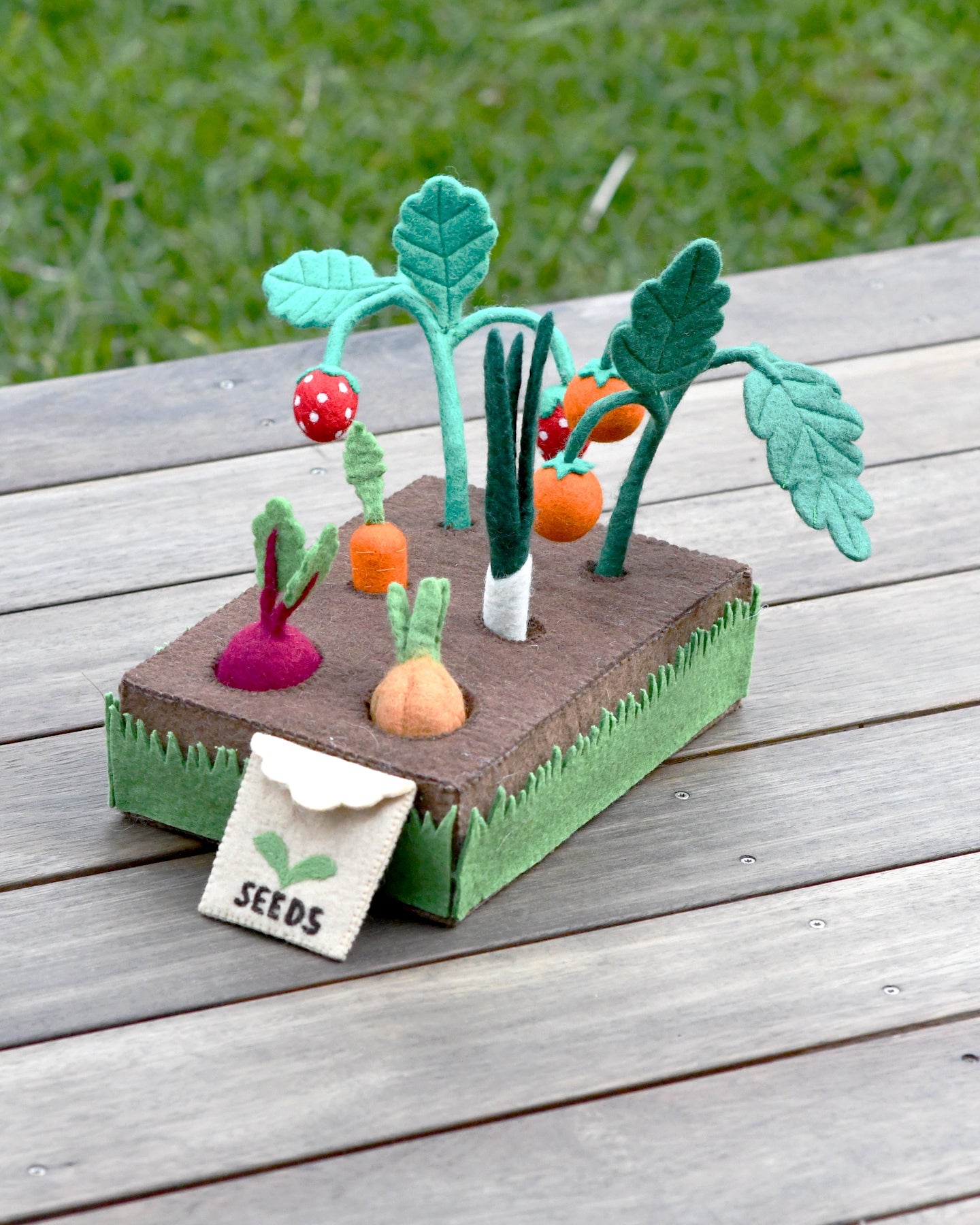 Felt Garden Planter Box with Plants and Vegetables