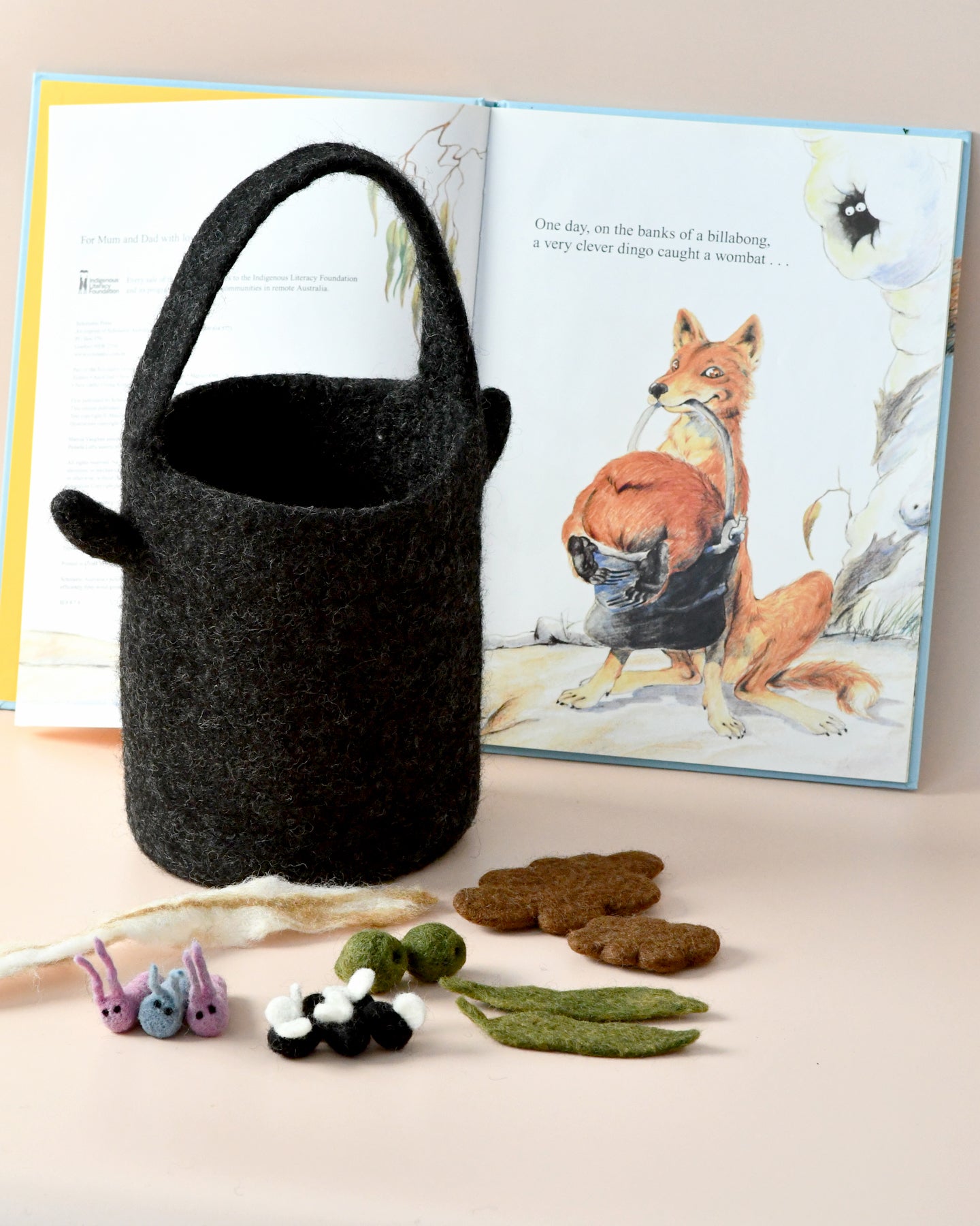 Felt "Wombat Stew" Billy Can and Small Parts Play Set