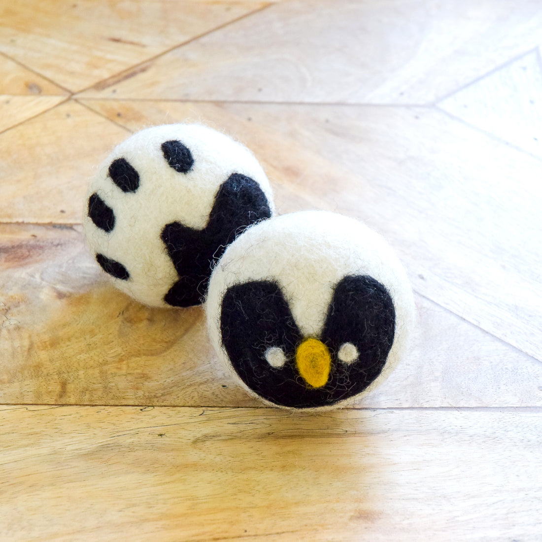 Felt Cat Balls Monochrome - Tara Treasures