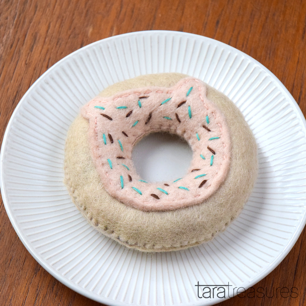 Catnip Donut Toy for Cats - Tara Treasures