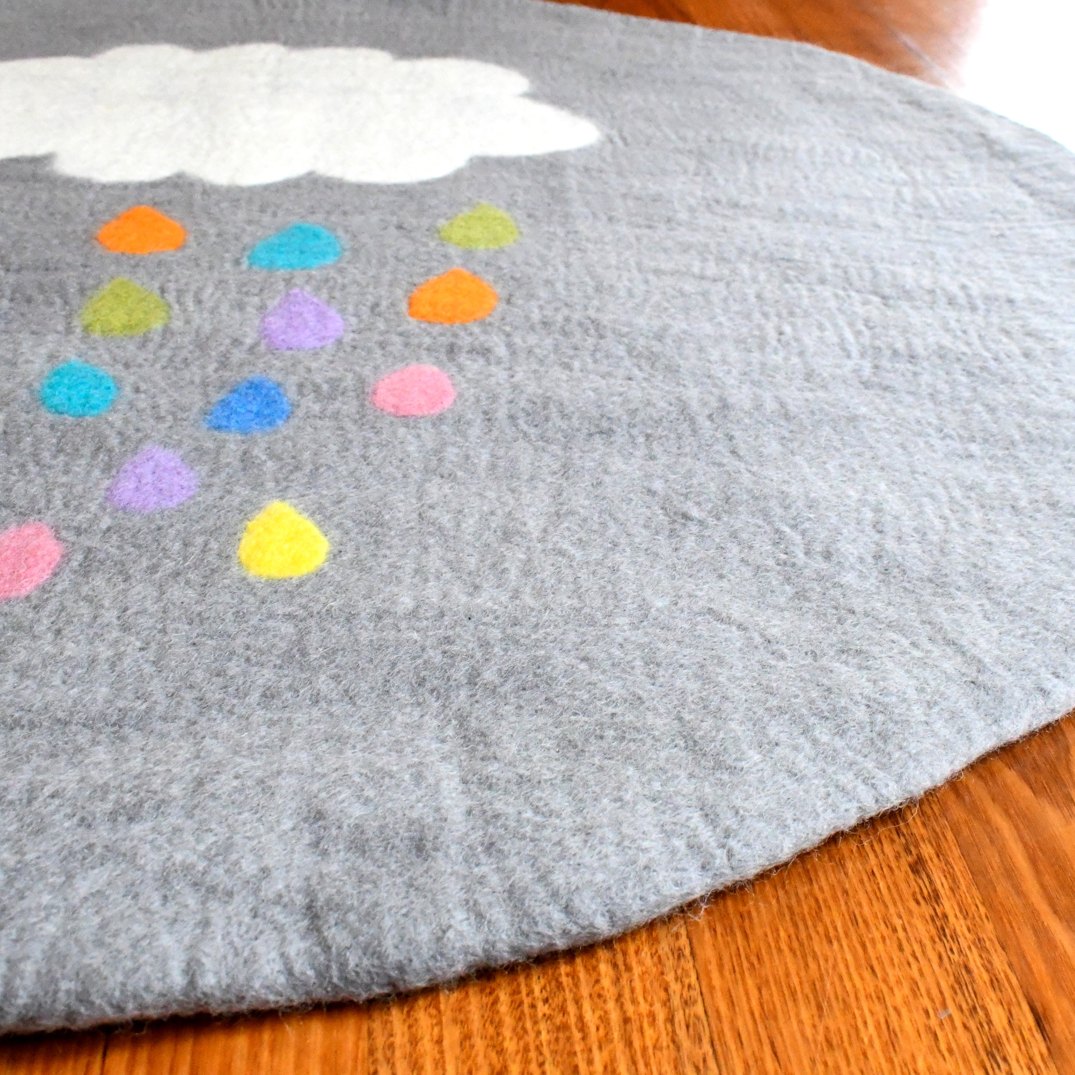 Felt Nursery Rug - Cloud with Raindrops - Tara Treasures