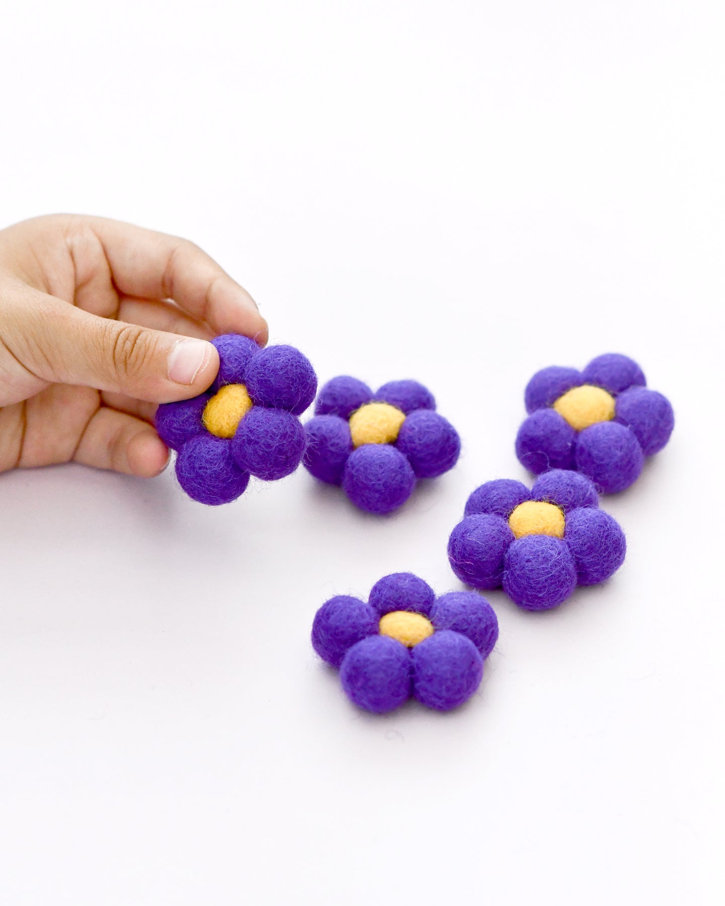 Felt Daisy Flowers (Indigo Coloured) - 5 Flowers - Tara Treasures