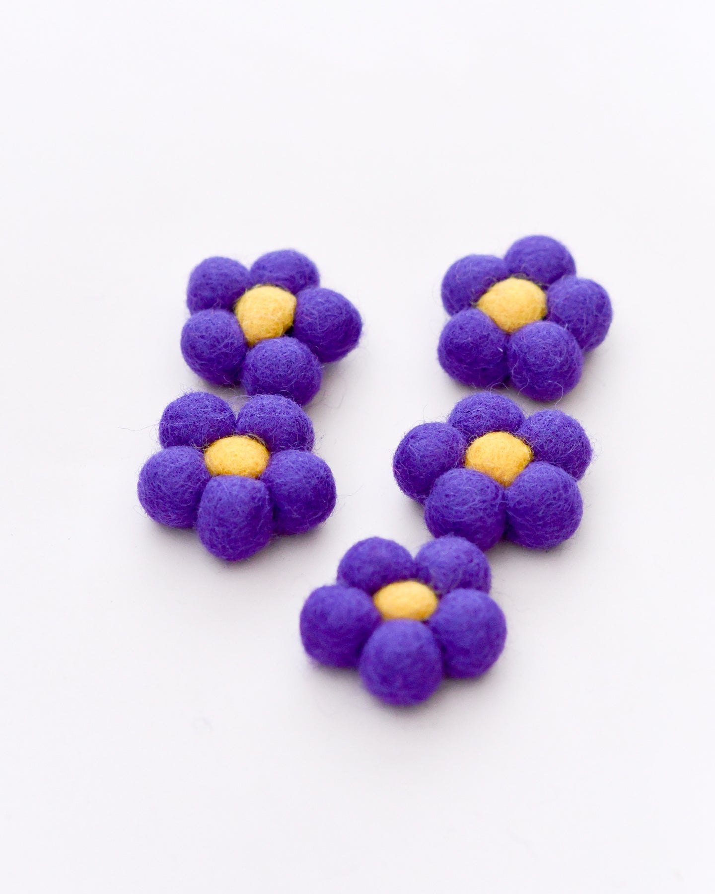 Felt Daisy Flowers (Indigo Coloured) - 5 Flowers - Tara Treasures