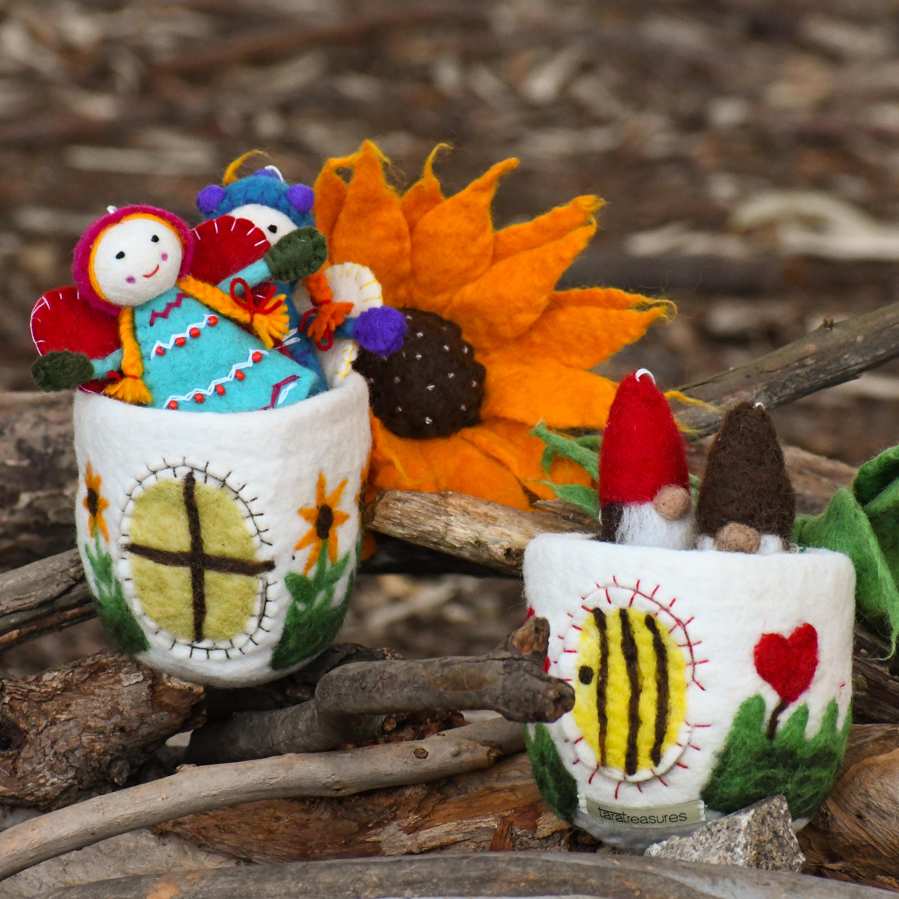 Fairies and Gnomes House - Sunflower - Tara Treasures