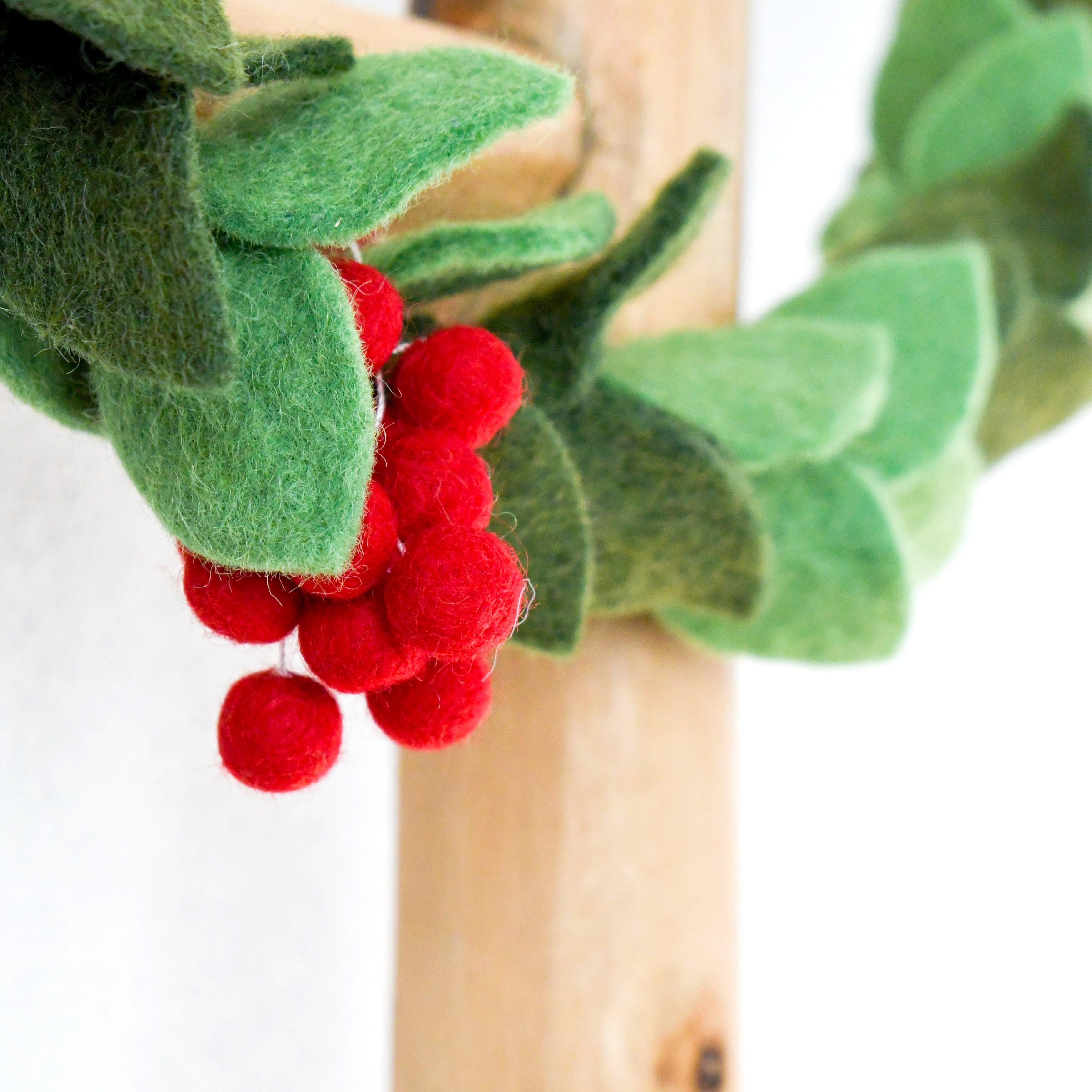 Holly Christmas Garland - Tara Treasures