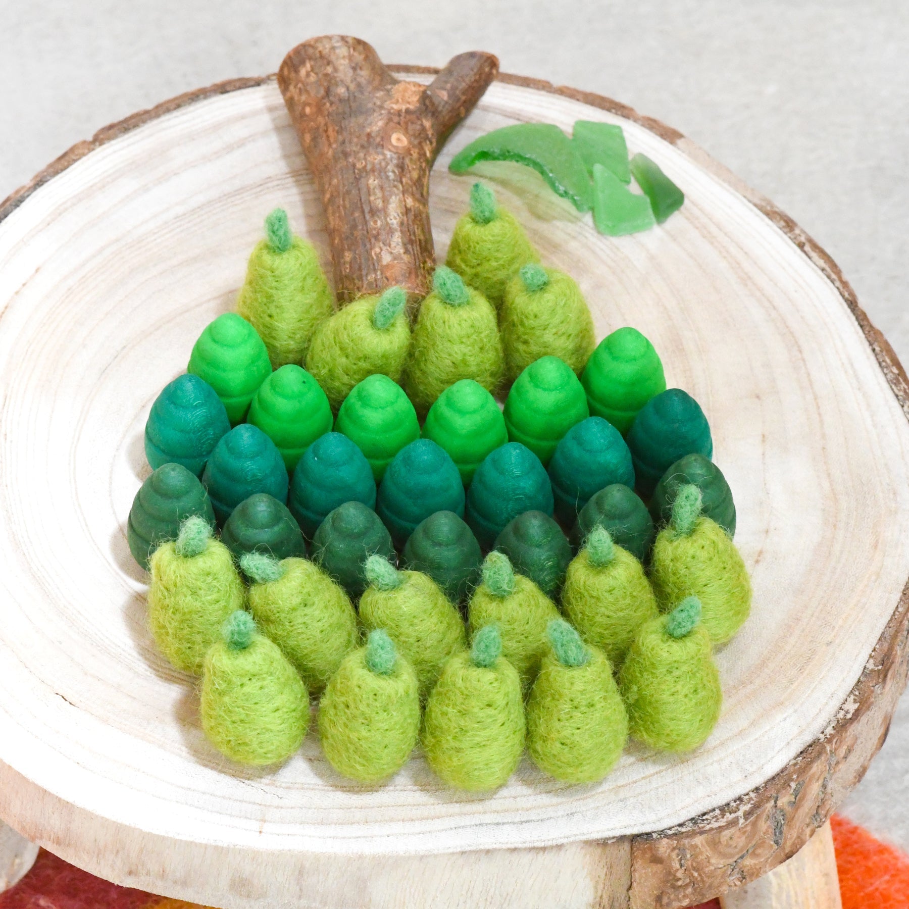 Loose Parts Play - 10 Felt Pears (3cm) - Tara Treasures