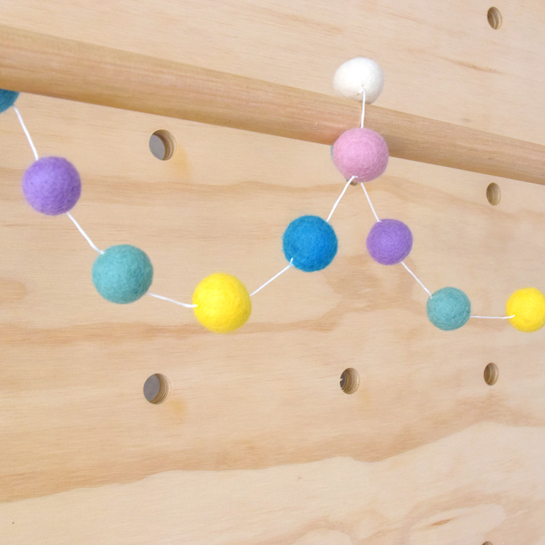 Pompom Ball Garland - Pastel - Tara Treasures