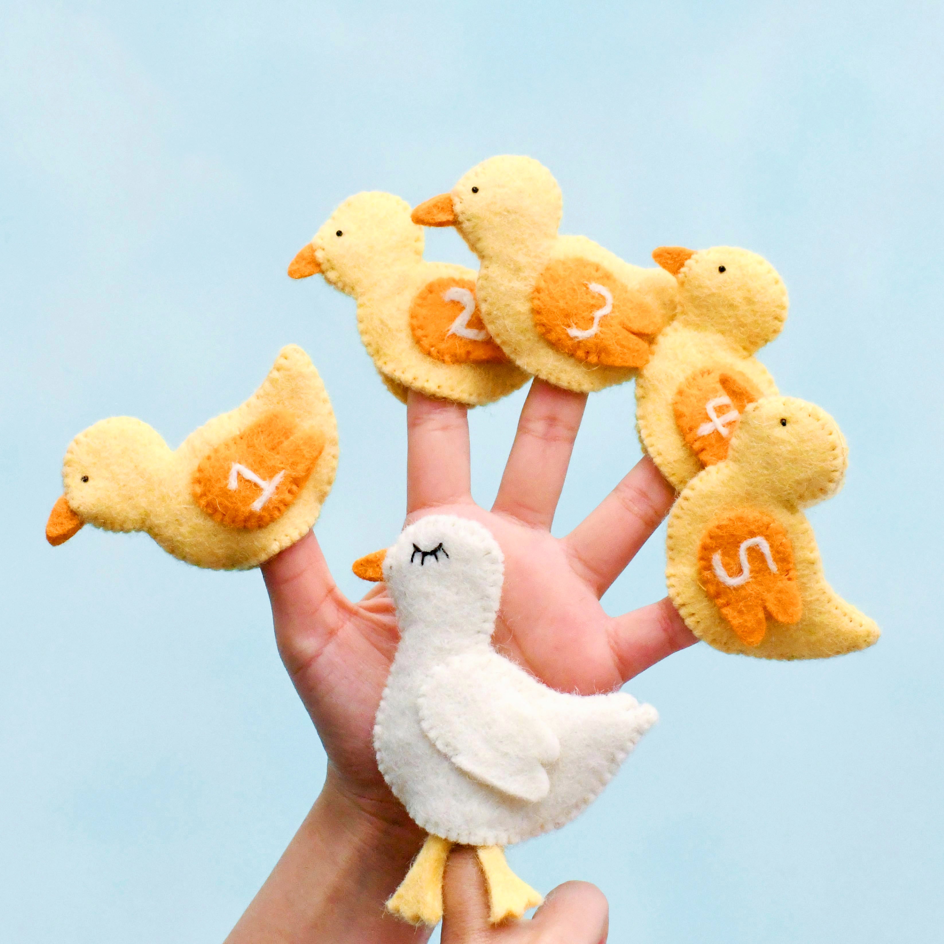 Five Little Ducks, Finger Puppet Set - Tara Treasures