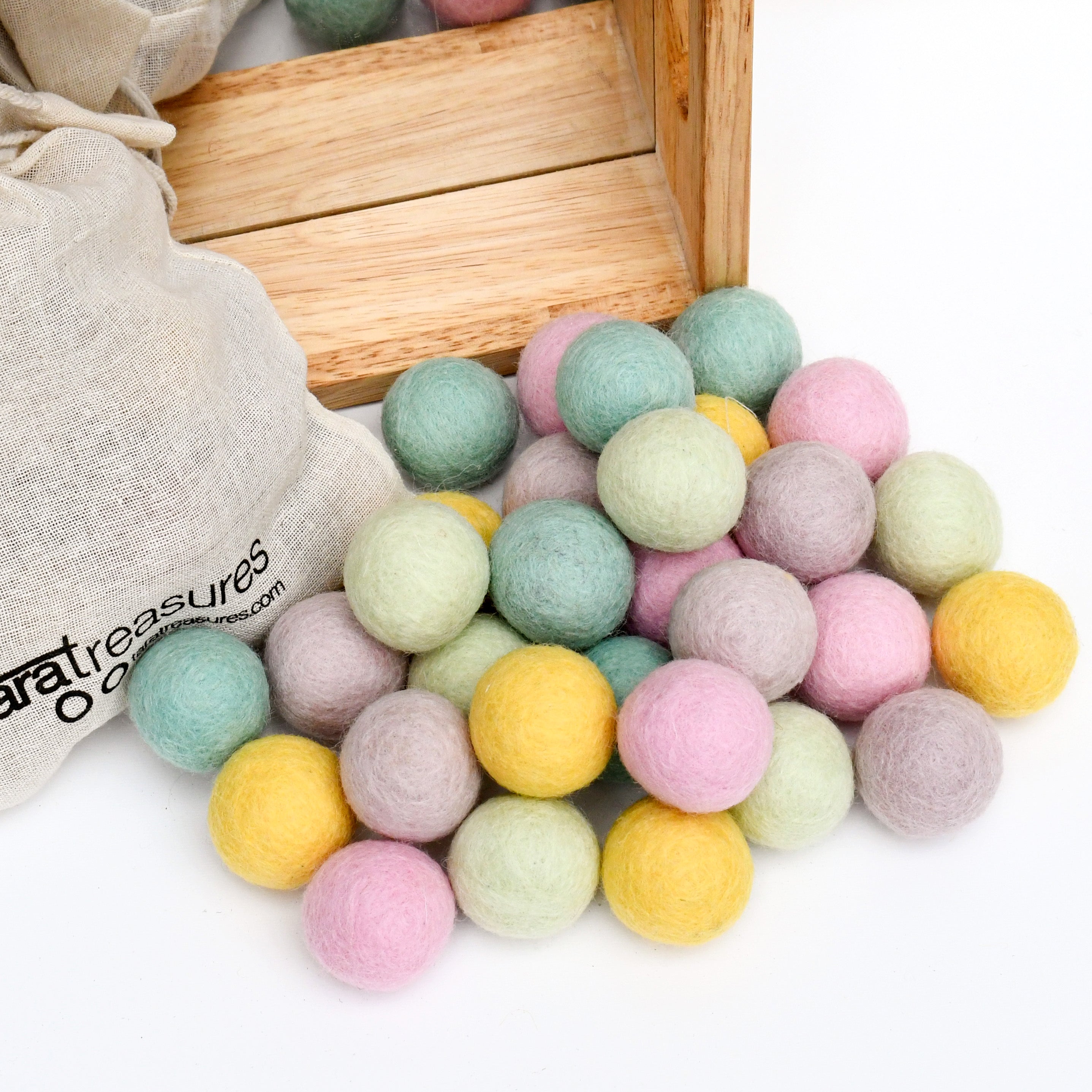 Wool Felt Balls in a Pouch - Pastel Colours 3cm 30 balls - Tara Treasures