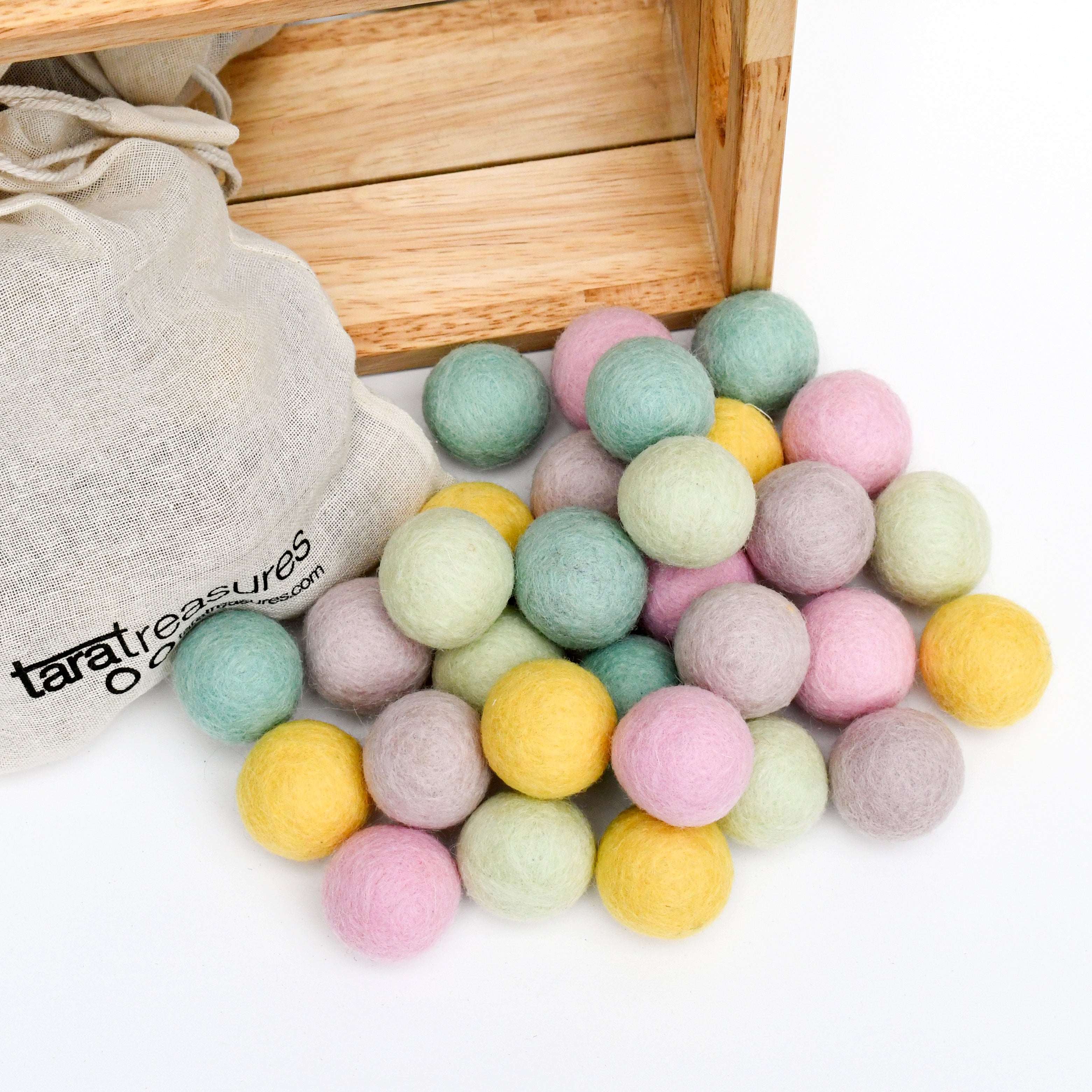 Wool Felt Balls in a Pouch - Pastel Colours 3cm 30 balls - Tara Treasures